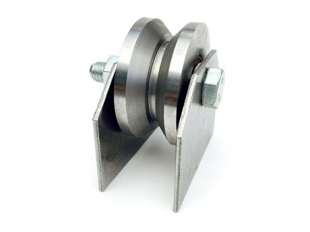 Ролик откатной 65мм металл под угол на пластинах 2шт Р3615